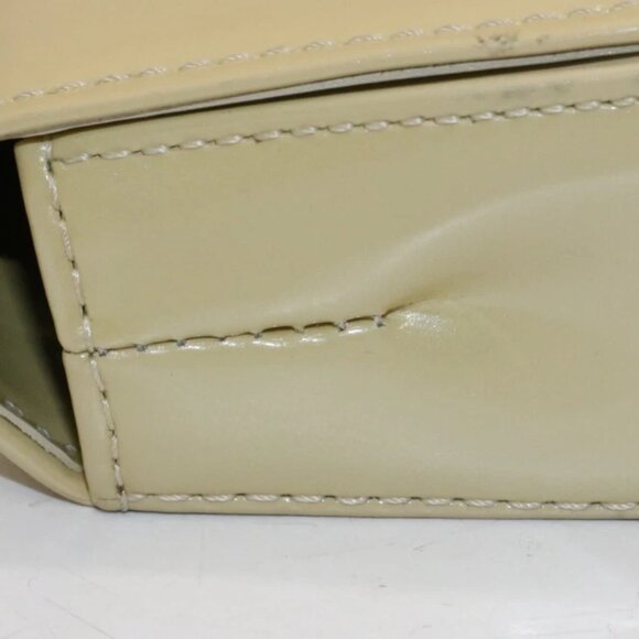 Louis Vuitton Vernis Sobe Clutch Handbag - Natural - Picture 10 of 15